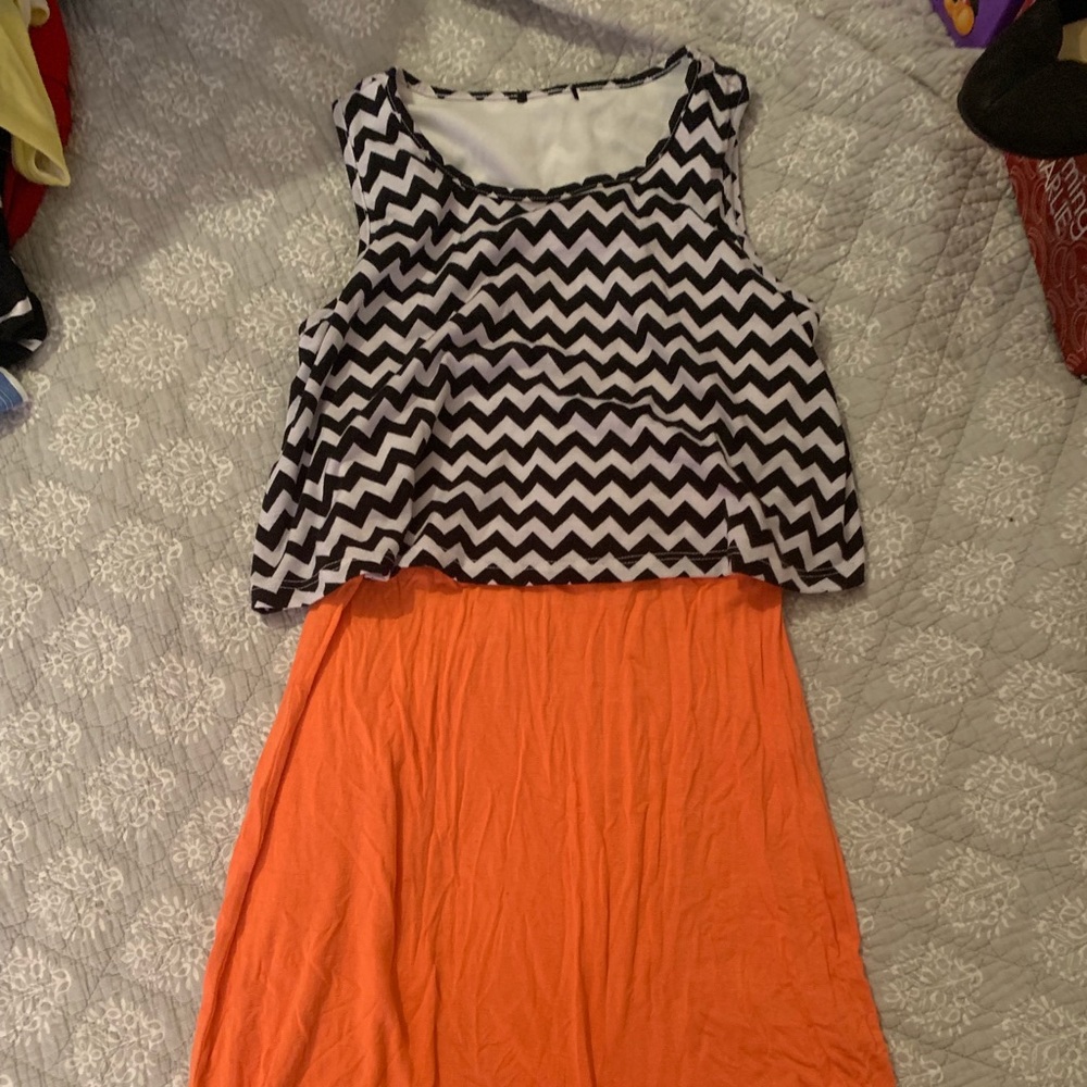 Dress - Picture 1 of 2